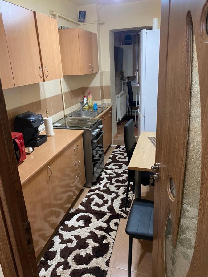 Apartament Regim Hotelier Deva Eksteriør billede